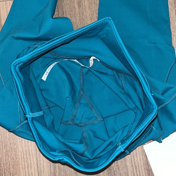 Lululemon Fast and Free HR 25” Leggings - Picture 11 of 14